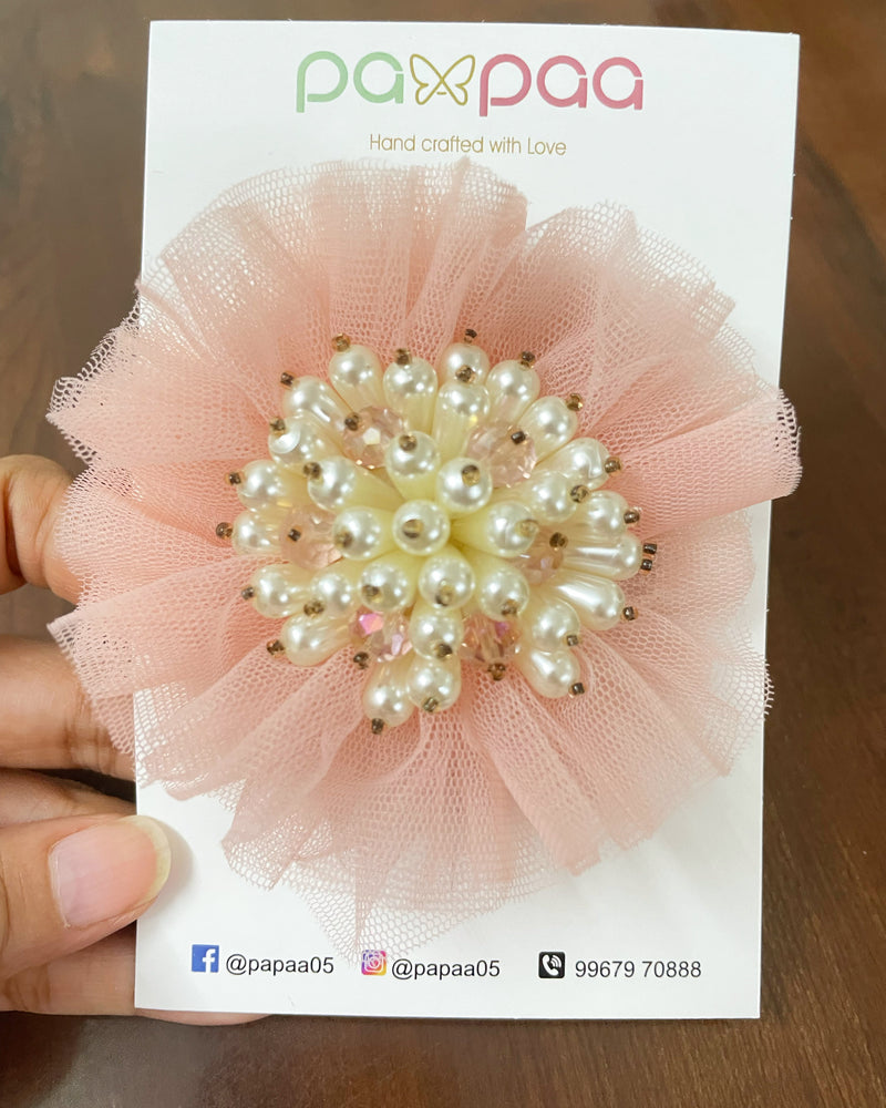 Pearl flower clip